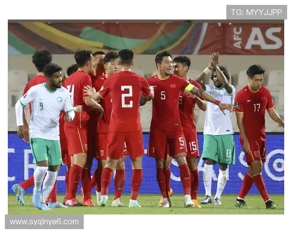 国足鏖战九十分钟顽强逼平亚洲劲旅展现出新时代中国足球的坚韧与信心